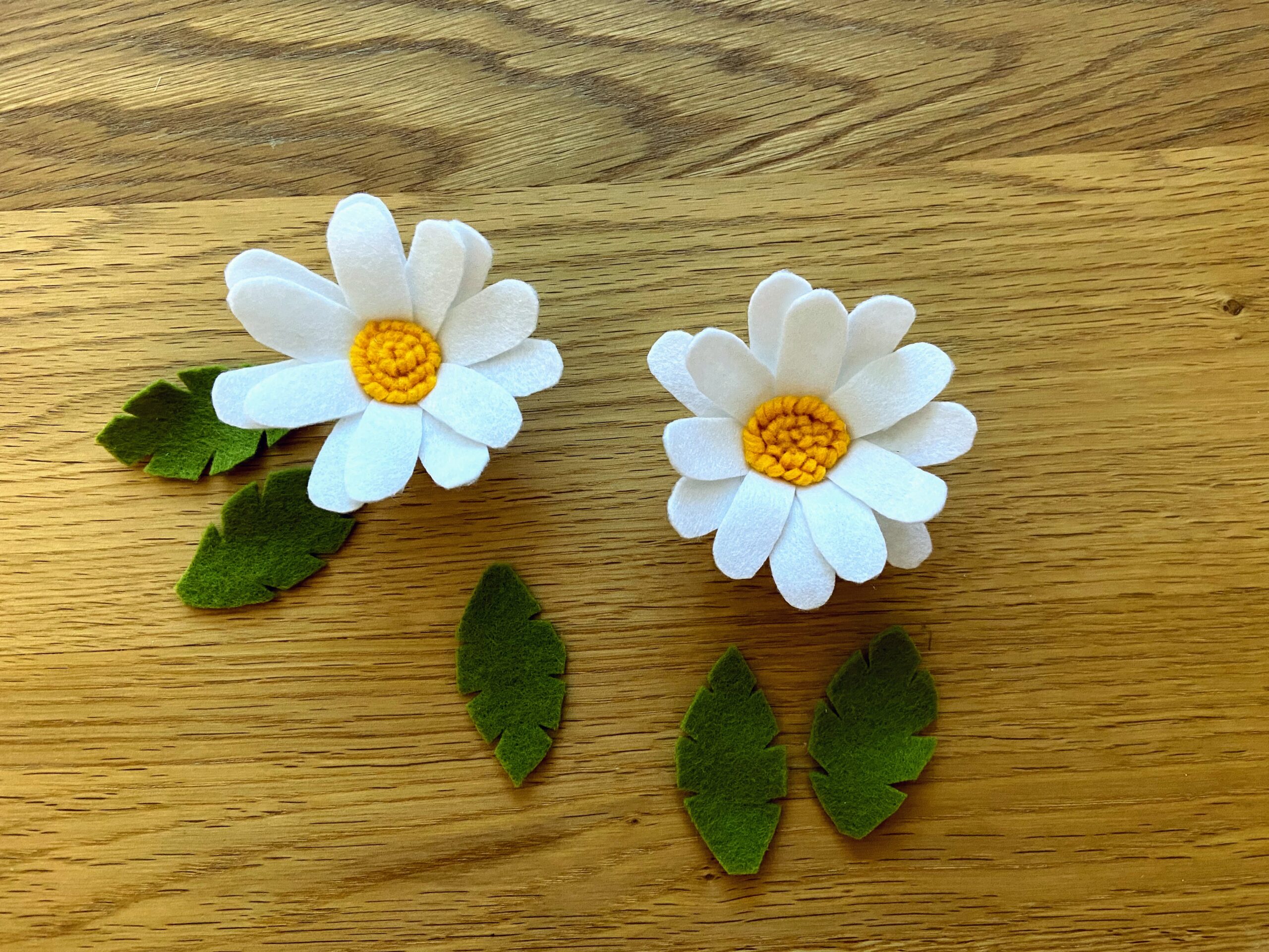 フェルトで簡単手作り 春のお花のリース Sunny S Life お気にいりと暮らす毎日
